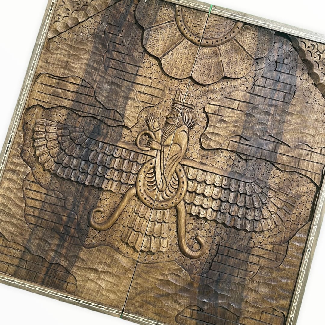 تخته نرد چوب گردو طرح فروهر کد3136