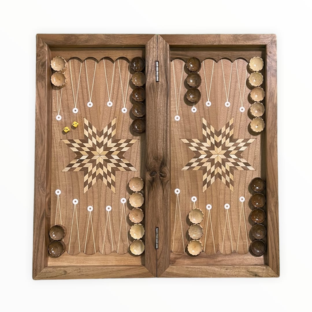 تخته نرد چوب گردو طرح فروهر کد3136