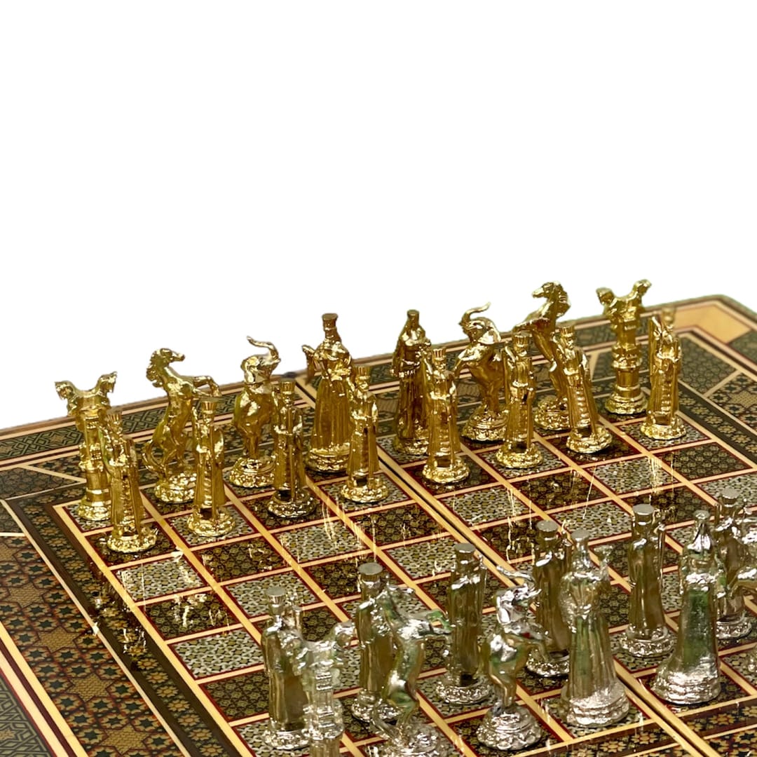مهره شطرنج فلزی طرح هخامنشی نقره ای طلایی